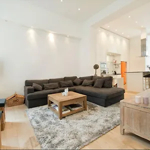 https://apartment-pacific.hotelsantwerp.net