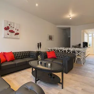  Vakantiehuis Huize Lily, 14p.
